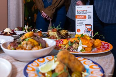 zdjęcie z konferencji prasowej akcji "Rzeszów smakuje.Z Kartą Mieszkańca", fot. Grzegorz Bukała, Urząd Miasta Rzeszowa